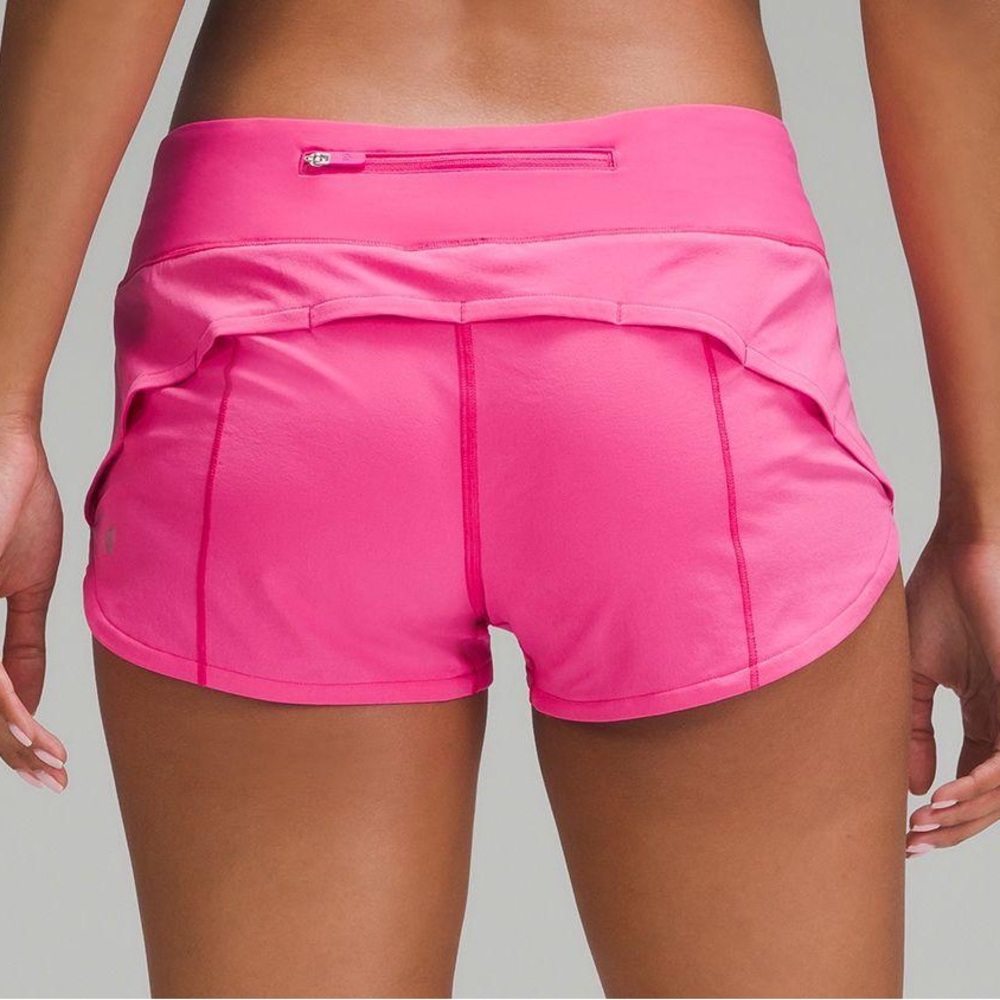 Lululemon Speed Up Short 2.5" in Sonic Pink š©· - Picture 3 of 16